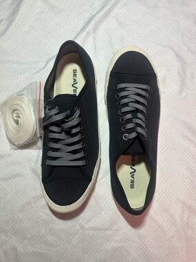 SeaVees Black Canvas Low-Top Sneakers with White Sole